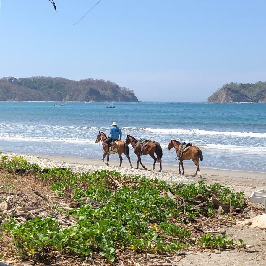 Bahia Beachfront Hotel Самара Екстер'єр фото